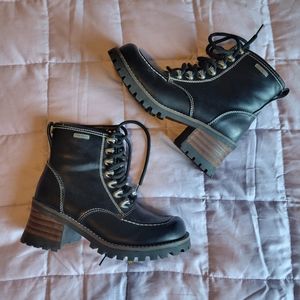 Y2K Union Bay Boots